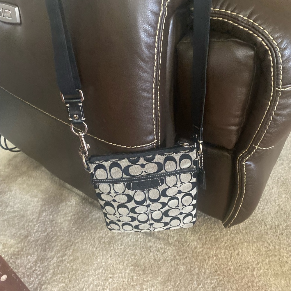small coach crossbody